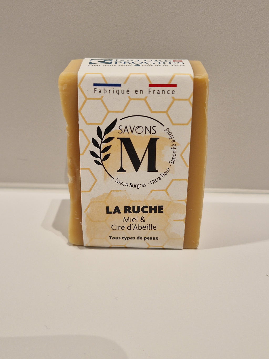 🧼 Savon « La Ruche » — Miel & Cire d’Abeille 100gr fabrication artisanal